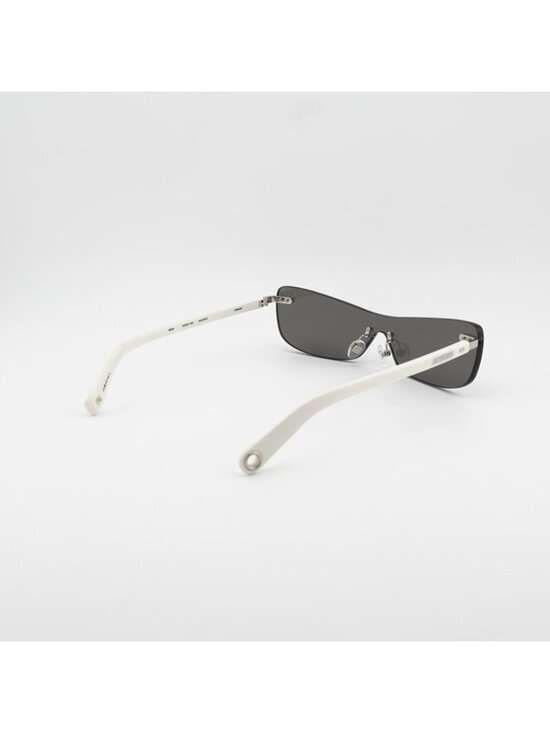 Jacquemus MIRADA JAC/69 C3 Sunglasses White Shield Frame, Silver Mirror Lenses main image 12